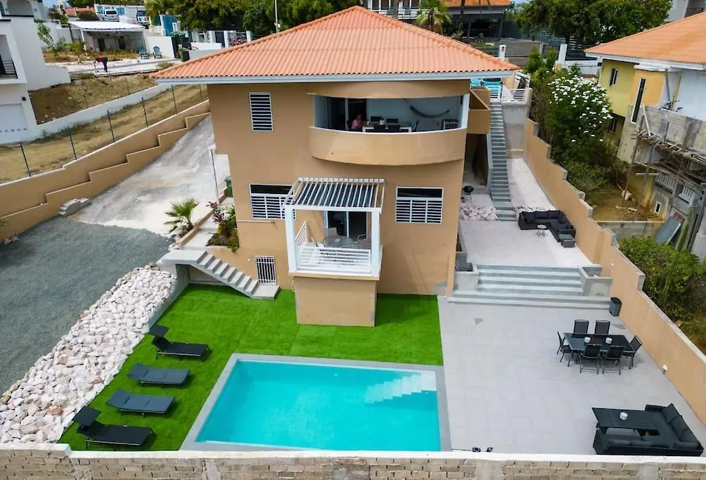 Villa Valdi Breeze # Jan Thiel Willemstad