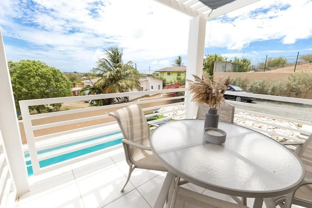 Villa Valdi Breeze # Jan Thiel Willemstad